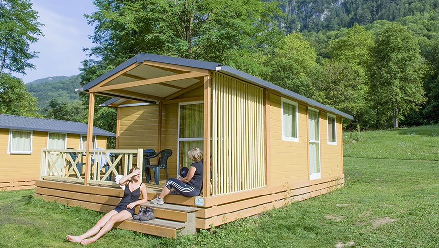 acampada ofrece y promueve Arisge